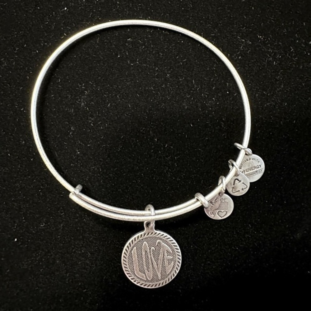 Alex and Ani - LOVE - Wire Bracelet - NWOT - Picture 1 of 2